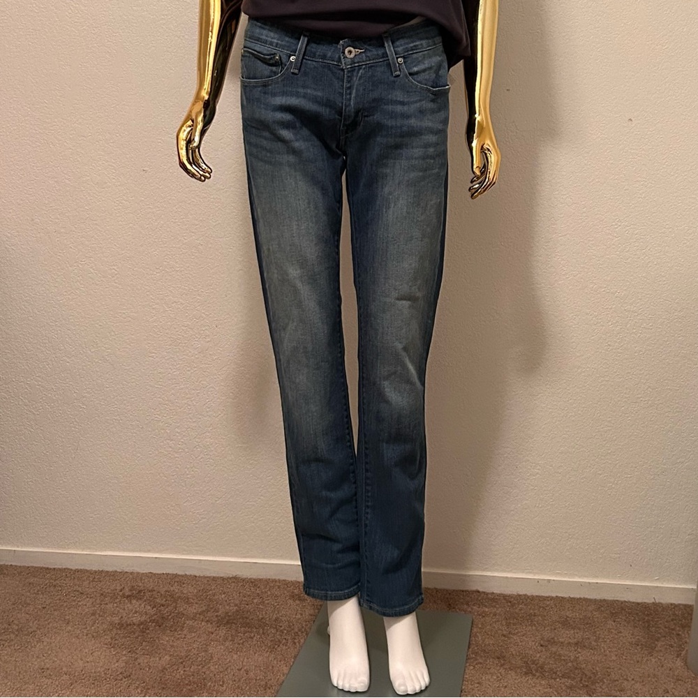 Blue Levis Faded Washed Jeans. Slight Curve. Straight Leg. Sz W-10/30